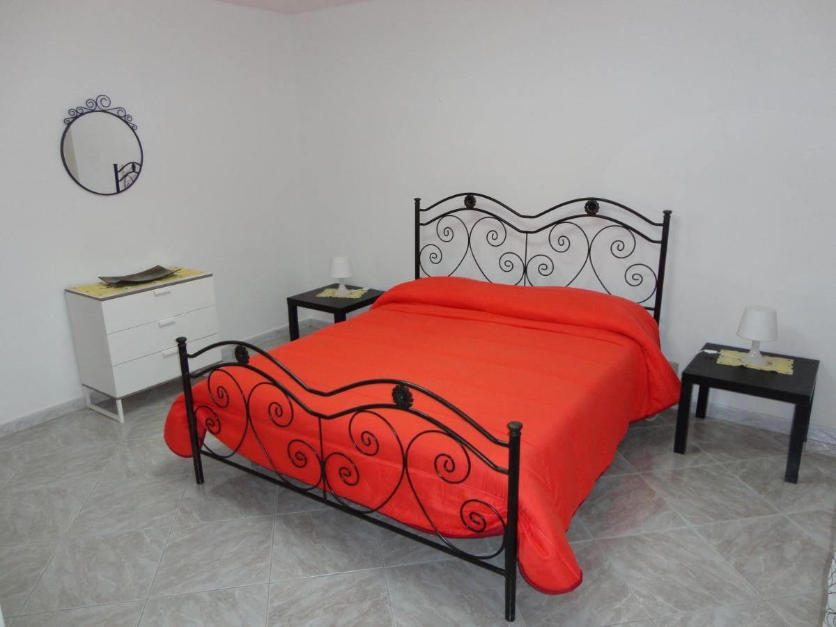 Baciati Dal Sole - Appartamento In Centro Porto Empedocle Ngoại thất bức ảnh