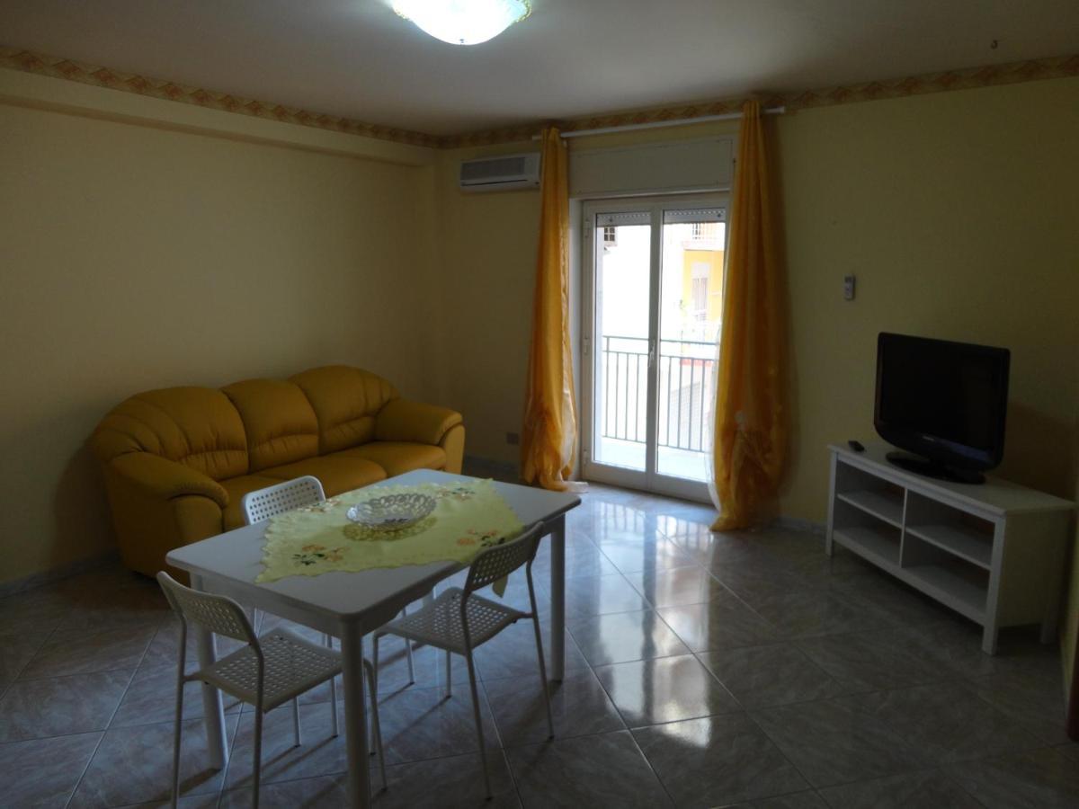 Baciati Dal Sole - Appartamento In Centro Porto Empedocle Ngoại thất bức ảnh